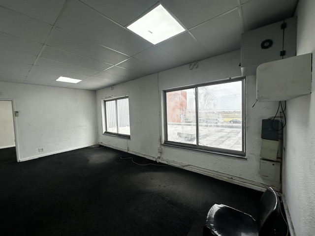 To Let Commercial Property for Rent in Paarden Eiland Western Cape